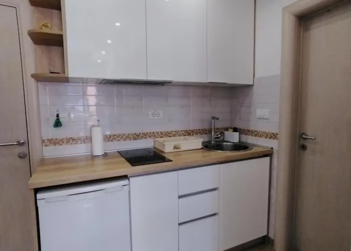 Sara * Veliko Gradište